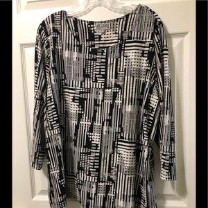 Woman’s Long Sleeve Top 1X